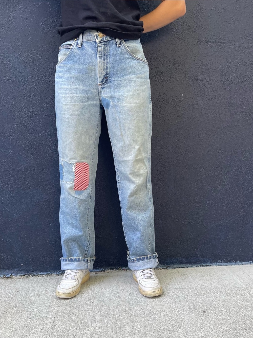 Vintage lightwash custom patched Wrangler jeans size 33x32